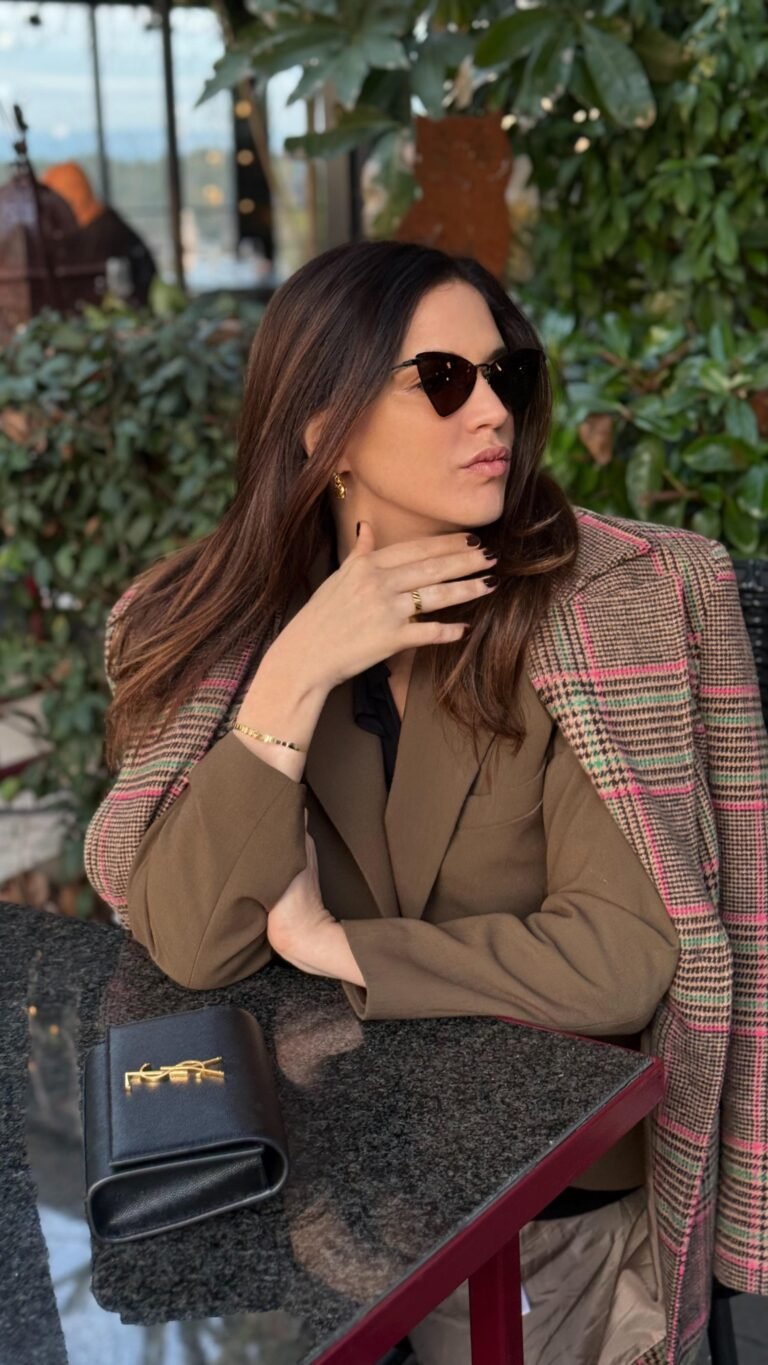 Instagram post from veronicacorsi. This post is in position 5.